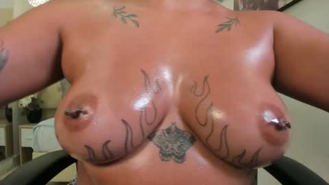 Momo  online show from December 19, 10:38 pm