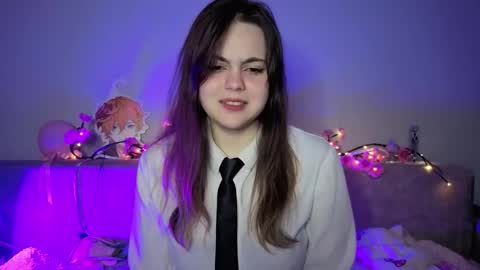 Momo online show from February 20, 2:41 pm