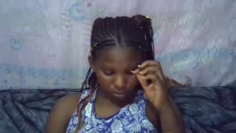 momsdoll online show from April 10, 7:03 am