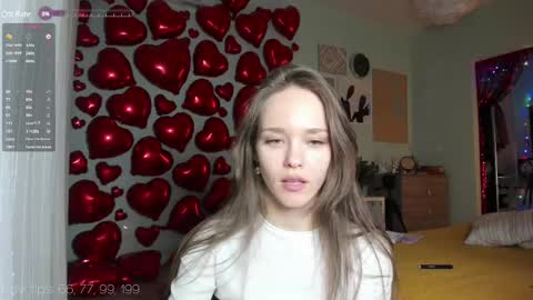 Snapshot of moni_carroll chatting on March 9, 6:54 pm Monia Help me get 20000 subscribers online show from March 9, 6:54 pm