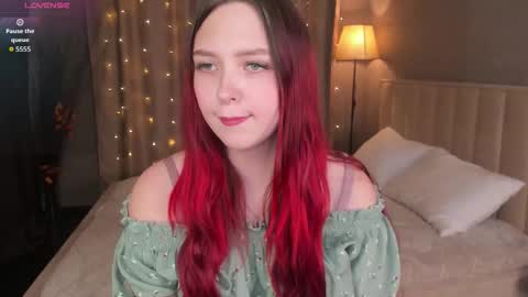 Snapshot of monica__queen chatting on October 13, 6:04 am Monica online show from October 13, 6:04 am