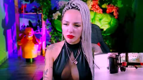 Monika online show from January 9, 10:43 am