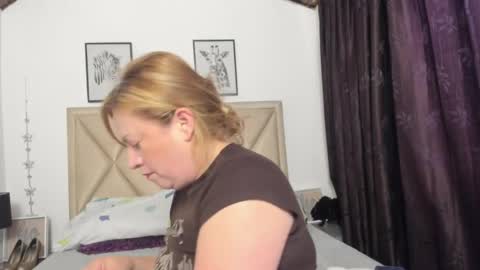 Mony online show from May 11, 12:45 pm
