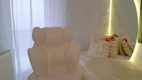 Ask me online show from January 10, 11:15 am