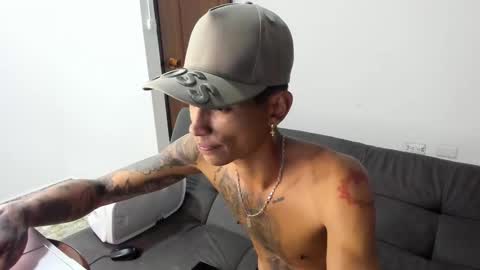 monkeyd_66 online show from January 9, 7:31 am