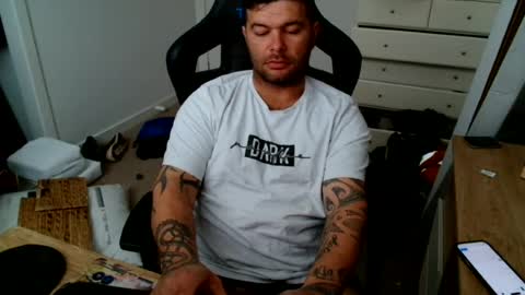 monkeydward1 online show from July 29, 4:12 am