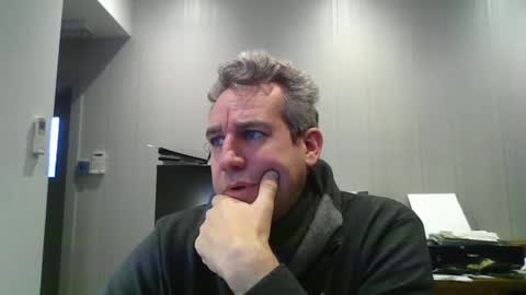 Monty G online show from December 9, 12:51 pm