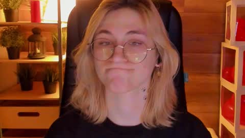 Katrin online show from March 7, 4:23 am