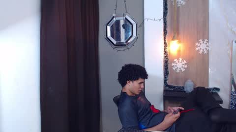 moon_and_fire_ online show from January 15, 5:05 am