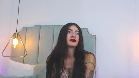 Moon online show from April 14, 9:18 pm