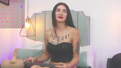 Moon online show from April 11, 9:30 pm