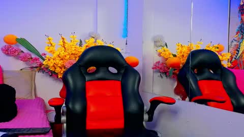 Moon online show from September 22, 7:51 pm