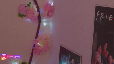 Im a independent model  Welcome online show from March 24, 12:05 am