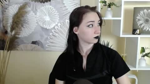 Snapshot of moon_foxy_ chatting on September 30, 10:53 pm Diana online show from September 30, 10:53 pm