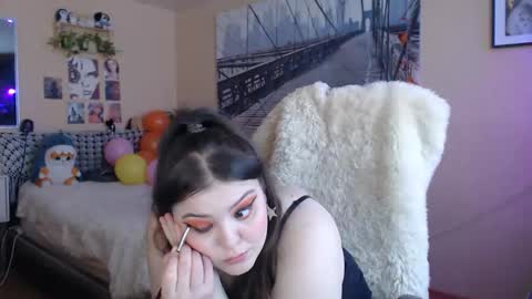 Keira online show from April 15, 11:02 am