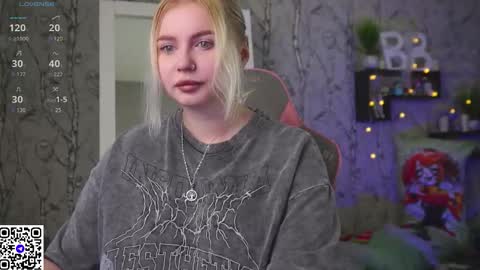 Emilia online show from November 19, 9:52 am