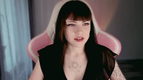  sophie  online show from July 1, 5:32 pm
