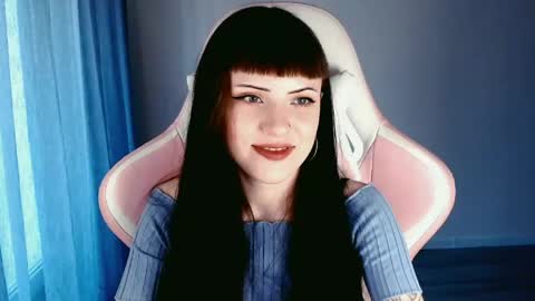  sophie  online show from May 17, 5:22 pm