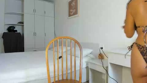 moonari online show from September 26, 4:42 am