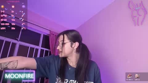 Nicky  online show from February 19, 6:33 am