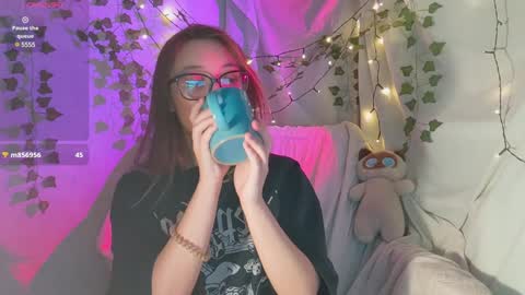 Dana online show from December 4, 3:26 pm