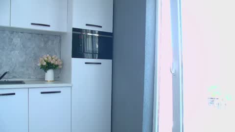 moonligt_iris online show from May 26, 7:58 am
