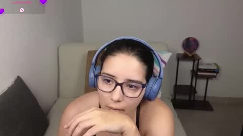 Moon Woman online show from February 13, 4:16 am