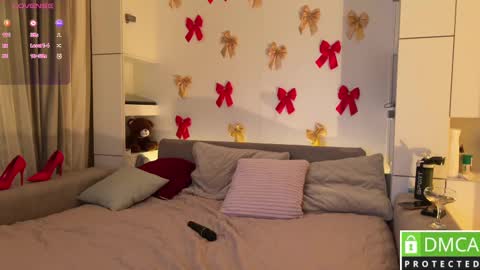 Snapshot of moorekatty chatting on February 22, 12:27 am Please call my Kattypvt 60 tk in minut open Free Lovense control in pvt online show from February 22, 12:27 am