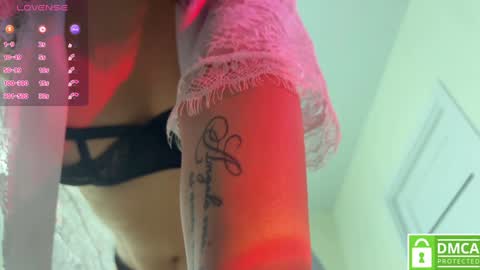 Snapshot of moorekatty chatting on February 3, 12:25 am Please call my Kattypvt 60 tk in minut open Free Lovense control in pvt online show from February 3, 12:25 am