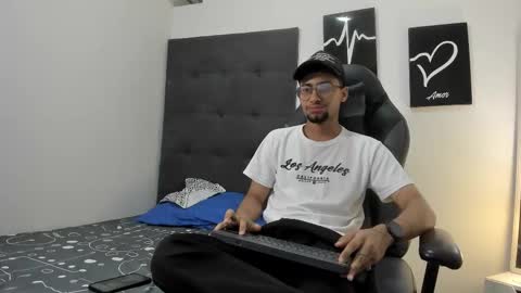 Ey Im Luke Ntmu online show from March 2, 6:58 pm