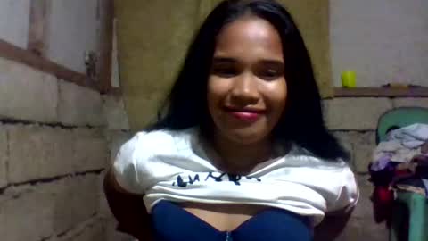 morenagirlpinay18 online show from March 17, 3:17 pm