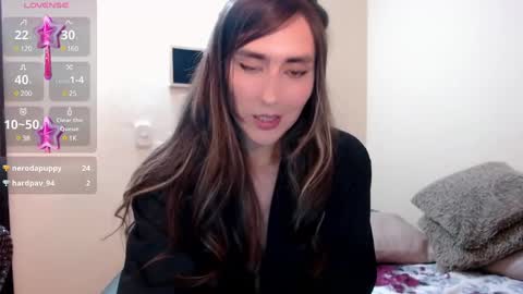 Snapshot of moriahhoe chatting on December 11, 7:36 pm Moriah online show from December 11, 7:36 pm