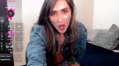 Snapshot of moriahhoe chatting on February 21, 7:32 pm Moriah online show from February 21, 7:32 pm