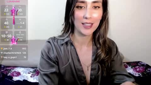 Snapshot of moriahhoe chatting on February 18, 10:36 pm Moriah online show from February 18, 10:36 pm