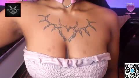 morticia_420 online show from July 11, 10:35 pm