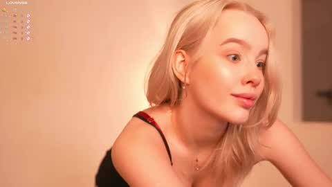 Snapshot of mother__of__dragons chatting on October 8, 2:56 pm  Deni and Jett my weekly schedule online show from October 8, 2:56 pm