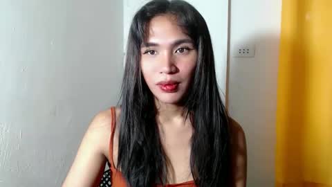mouiline_rouge69 online show from April 19, 11:29 pm