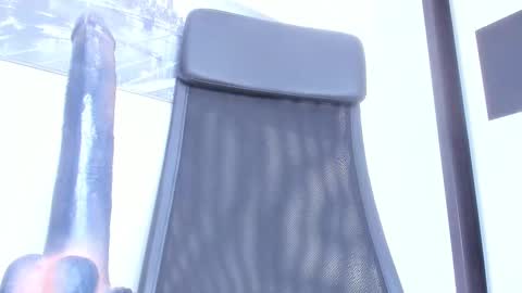 QUEEN CLARA online show from February 15, 12:15 am