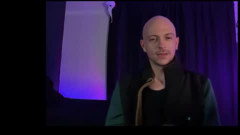 mount_vesuvius online show from February 7, 8:17 am