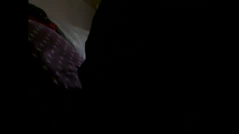 Snapshot of mowgli1977 chatting on February 18, 8:38 am mowgli1977 online show from February 18, 8:38 am