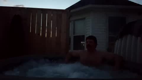 mr1bucket online show from June 3, 12:46 am