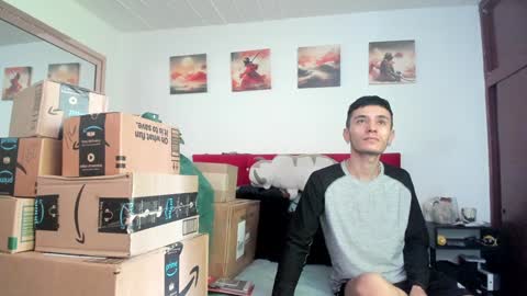 Snapshot of mr_andresr chatting on December 23, 7:52 pm Andy online show from December 23, 7:52 pm