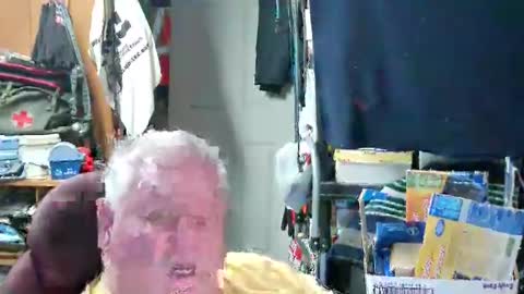 mr_canoe_licker_69 online show from February 1, 5:47 pm