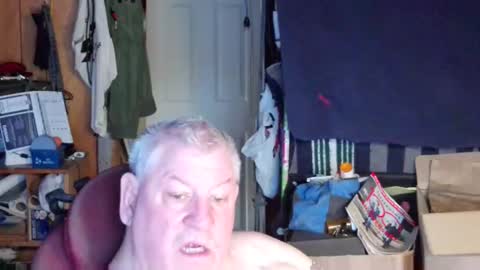 mr_canoe_licker_69 online show from March 4, 1:49 pm
