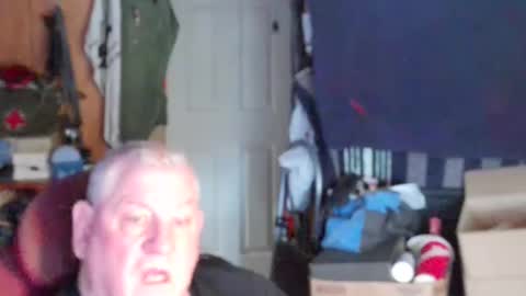 mr_canoe_licker_69 online show from February 13, 7:42 pm