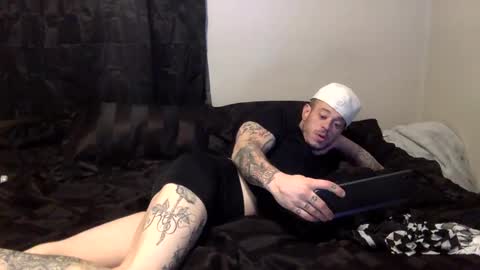 whateveryouwant online show from December 27, 11:28 am