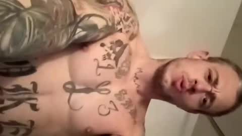 whateveryouwant online show from February 3, 7:42 pm