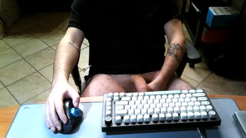 Snapshot of mr_kaa chatting on February 20, 6:13 pm mr_kaa online show from February 20, 6:13 pm