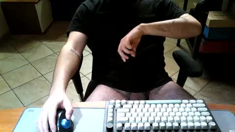 Snapshot of mr_kaa chatting on February 28, 10:28 pm mr_kaa online show from February 28, 10:28 pm