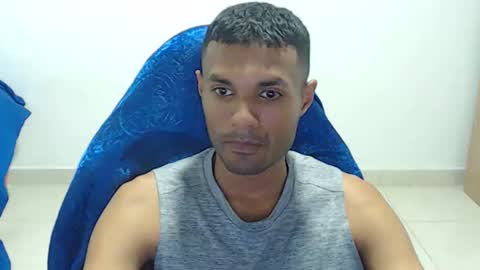 Max online show from February 25, 11:52 pm